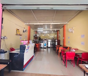gayatri paradise