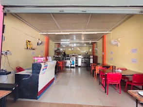 gayatri paradise